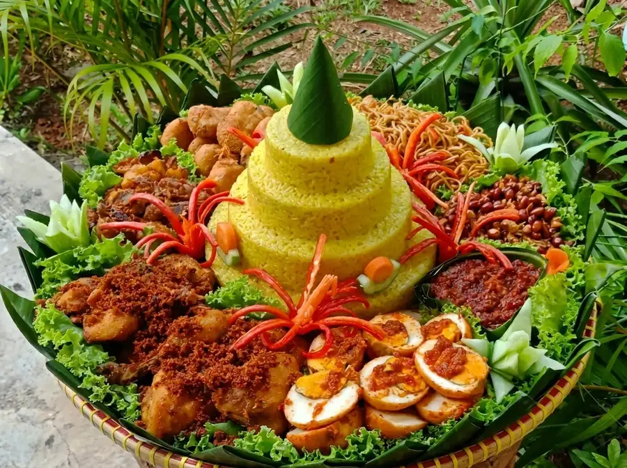 Nasi Tumpeng DapurOma